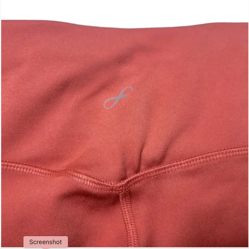 FREELYโCycling Athletic Bermuda Bike Shorts Women's Size 2X High Rise Stretchy - Picture 3 of 10